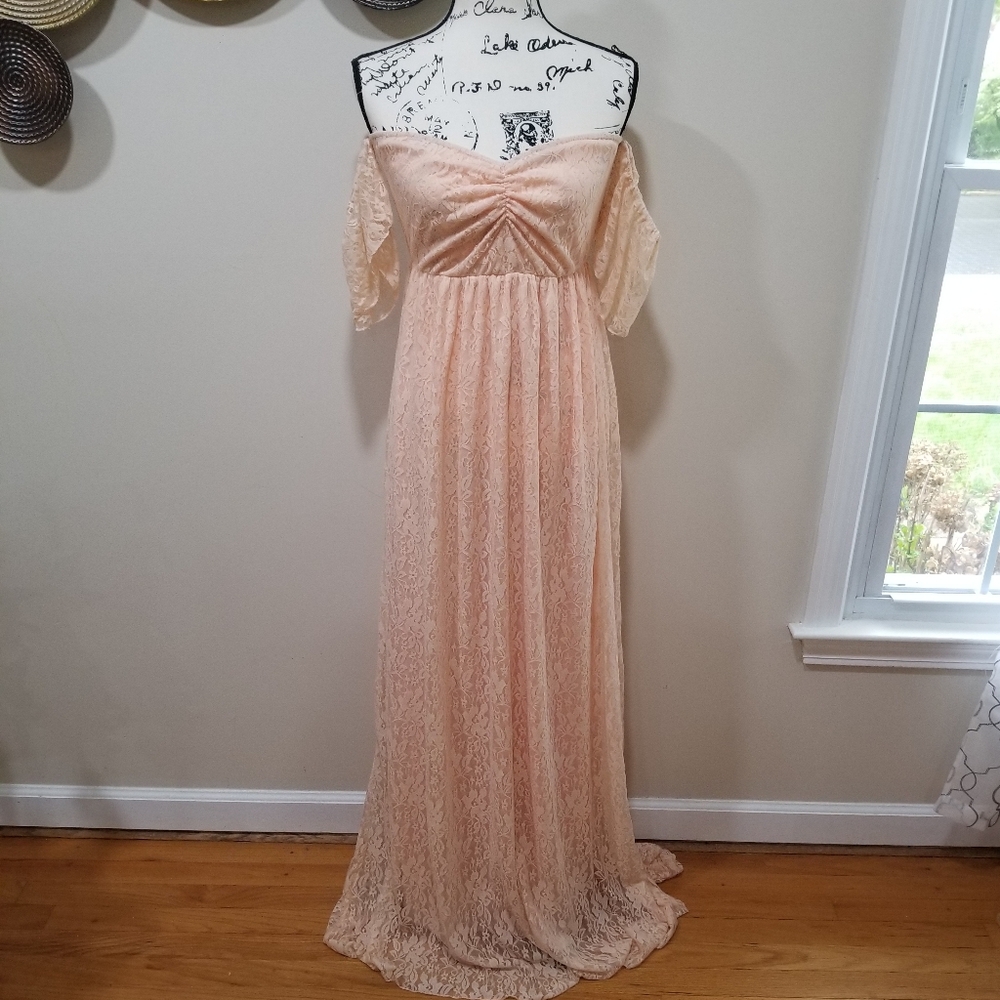Maxi Dress With Lace, Mermaid Cut, Size M/S.